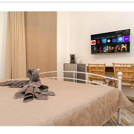 Le Nel Vicolo 3*